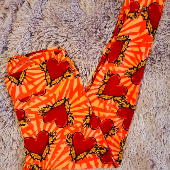 LuLaRoe leggings TC fish Kermit Maleficent succulent heart - Picture 5 of 5